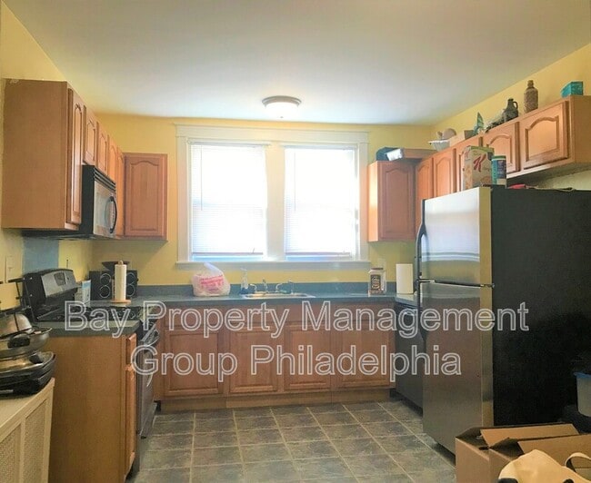 Building Photo - 618 Gerhard St