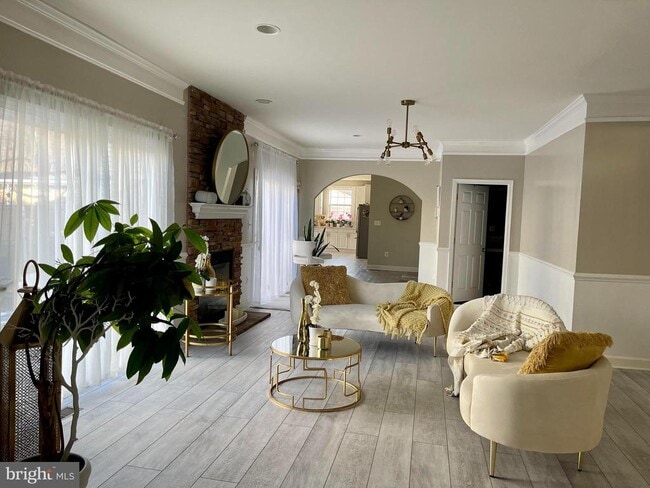 Primary Photo - 12530 Popes Head Rd