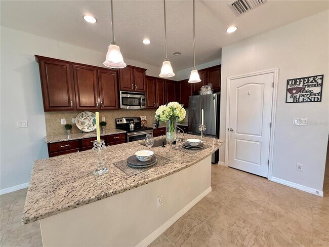 Building Photo - 10415 Butterfly Wing Ct