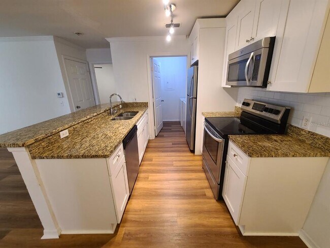 Building Photo - 36232 Misty Oak Dr