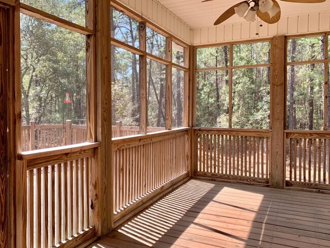 Building Photo - Great Home in Gated Community with Bonus Room!