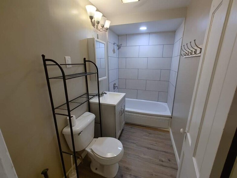 Bathroom - 1427 Winchester Ave