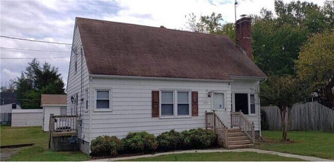 Building Photo - 3314 Granby St