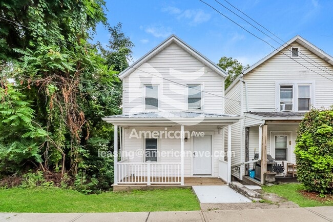 Building Photo - 235 Burton Ave