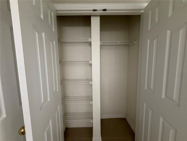 Building Photo - 3735 Conroy Rd