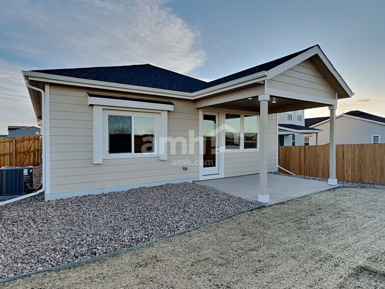 Building Photo - 13937 E 101st Ave