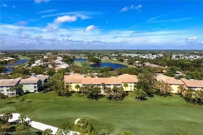 Building Photo - 9250 Highland Woods Blvd