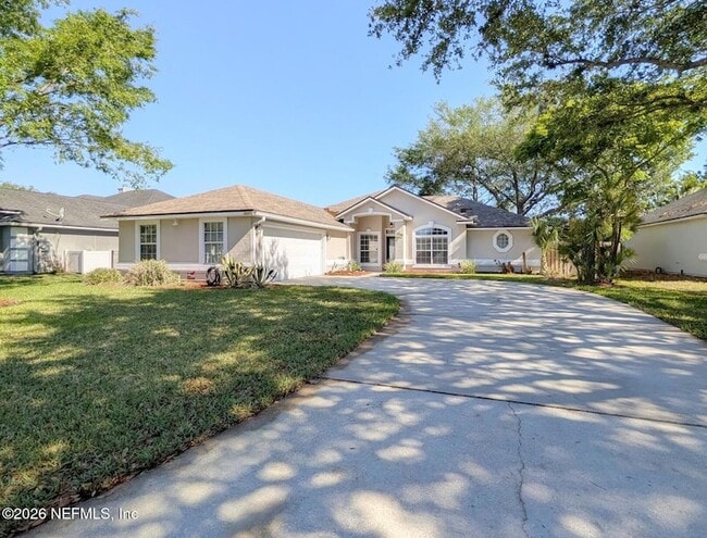 Building Photo - 12171 Basalt Dr N