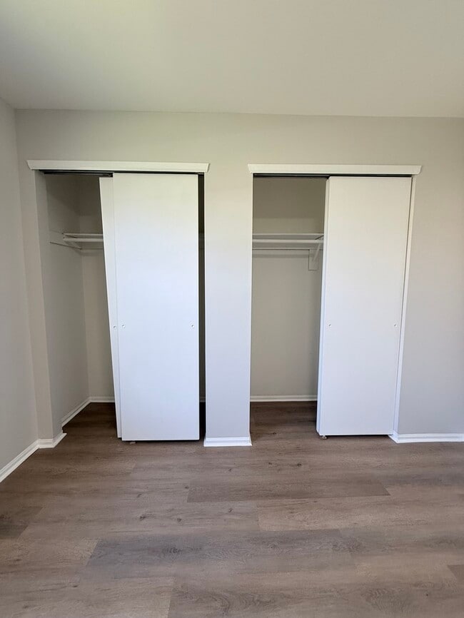 Building Photo - 171 Scobee Ln