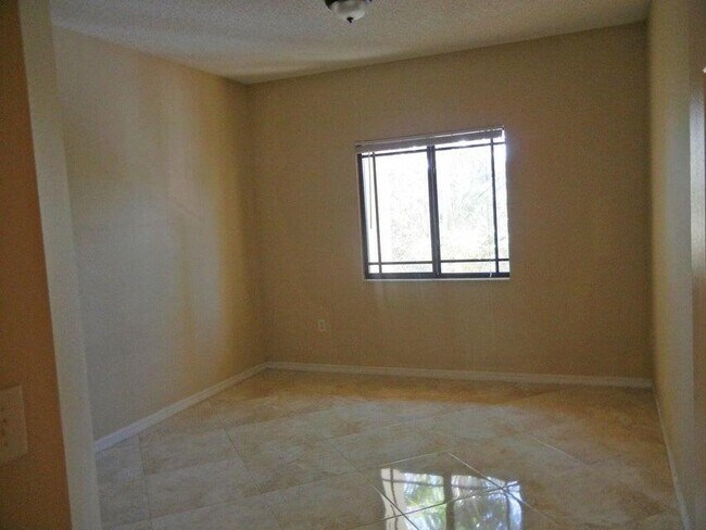 Building Photo - 2729 Anzio Ct