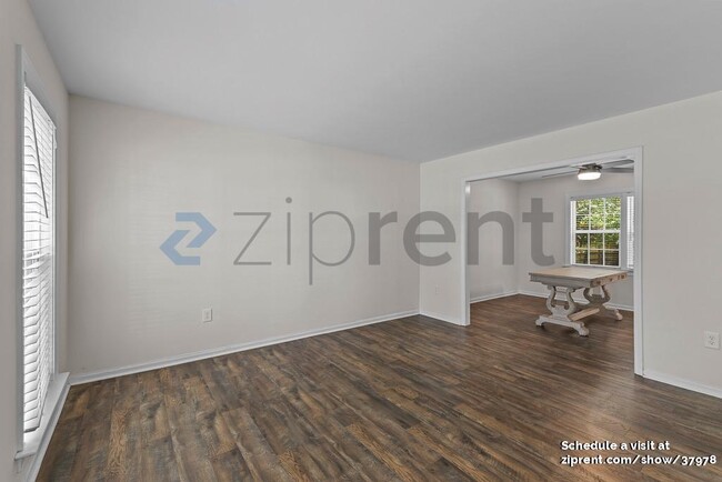 Building Photo - 8730 Fieldgate Dr
