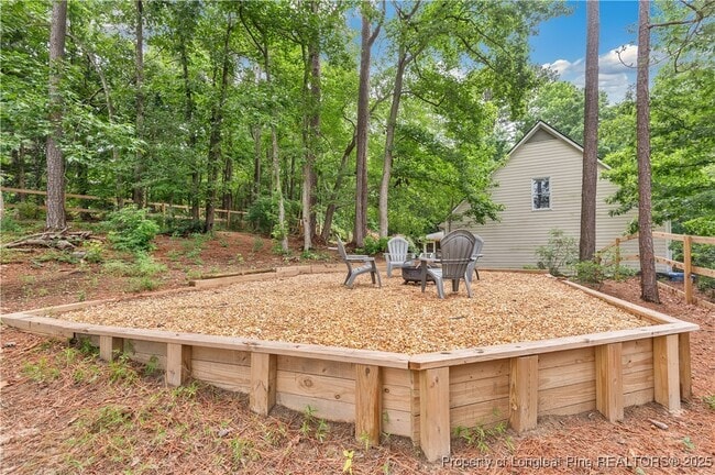 Building Photo - 427 Newburgh Dr