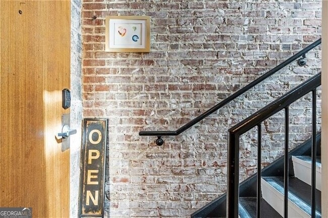 Building Photo - 650 Glen Iris Dr NE