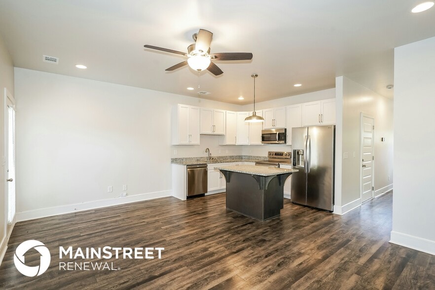 Building Photo - 136 Hartsville Ct