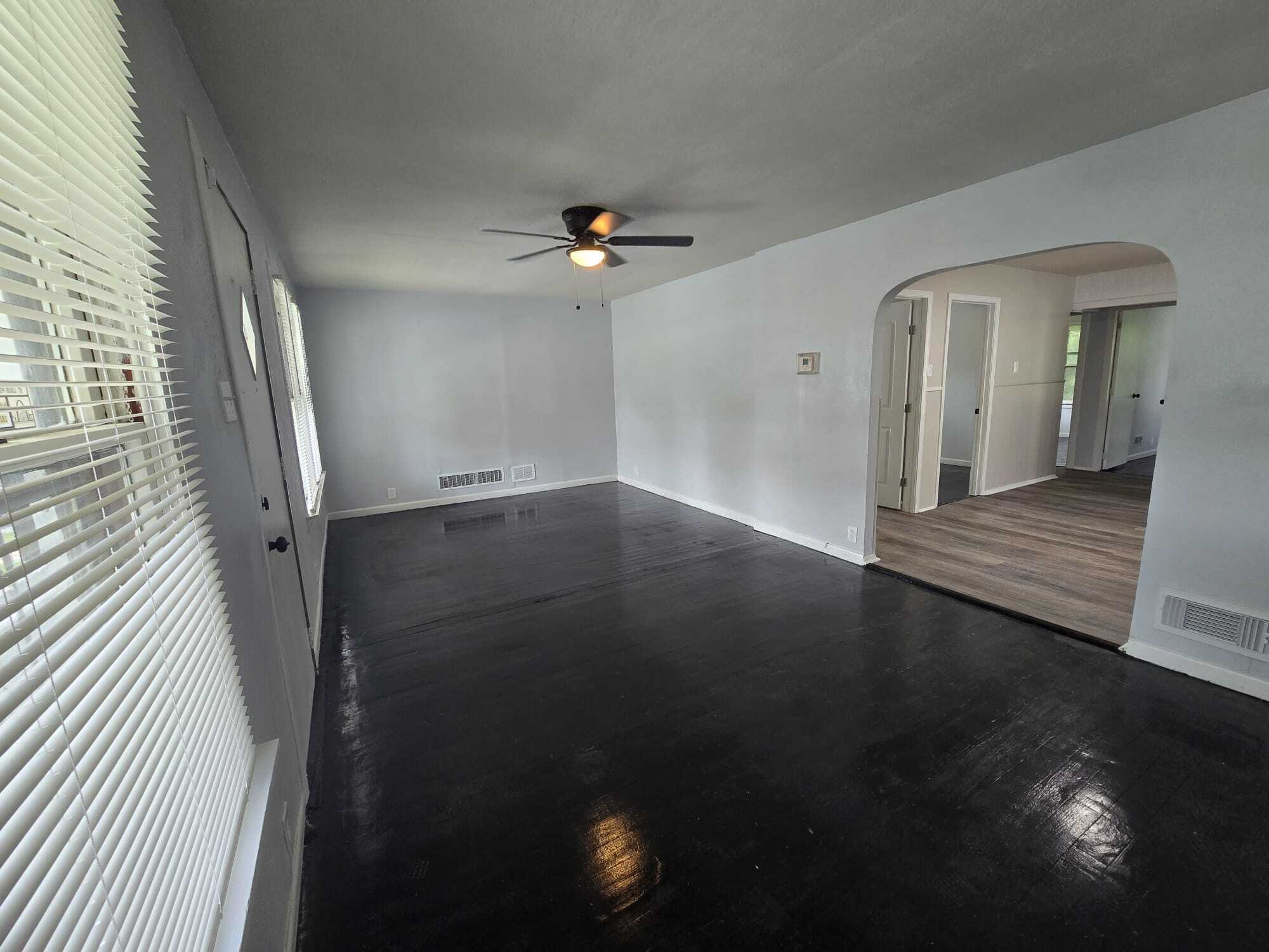 Building Photo - 1135 Canaan Ave