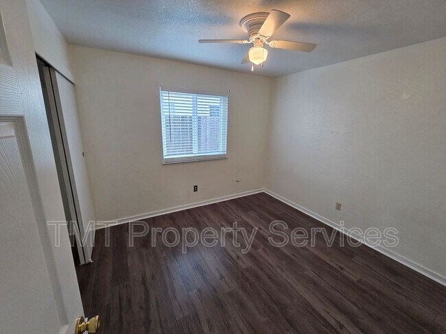 Building Photo - 2234 Wall St