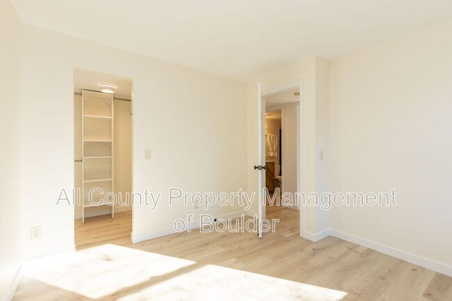 Building Photo - 2905 Shadow Creek Dr