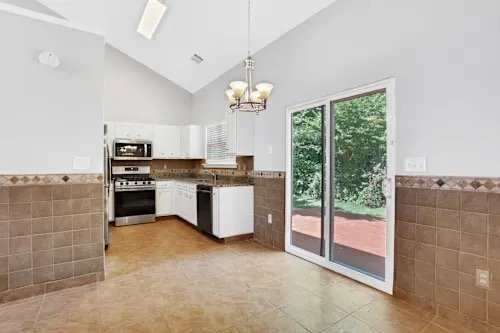 Building Photo - 1780 Chanson Pl NE