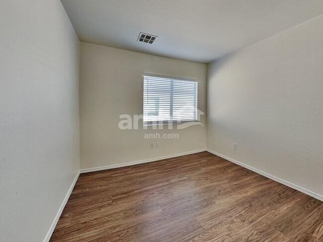 Building Photo - 22220 W Yavapai St