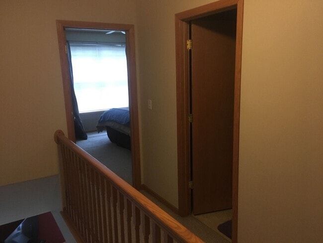 Building Photo - Prairie District Townhouse off Edgewood and HWY 30