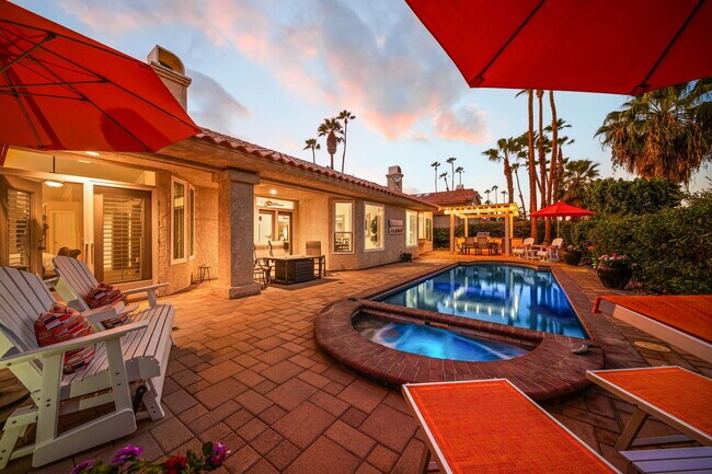 Building Photo - 370 Cypress Point Dr
