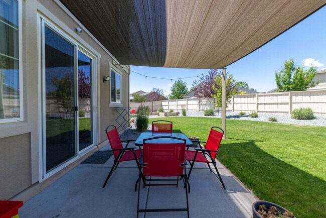 Building Photo - Spacious Home in Damonte Ranch - Large Backyard!