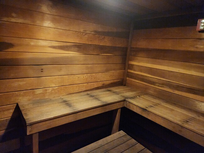 Building Photo - 1000 Spanish River Rd