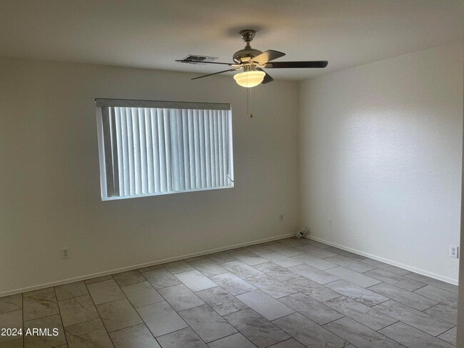 Building Photo - 1333 S 220th Dr