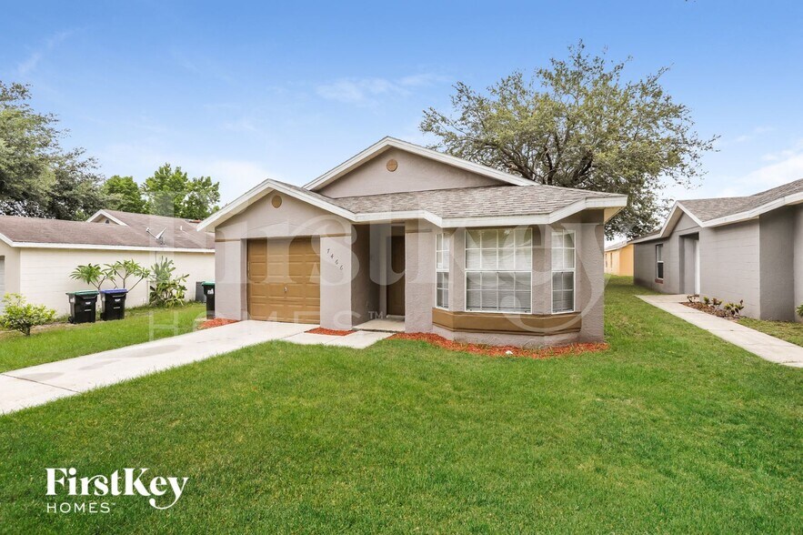 Building Photo - 7466 Groveoak Dr