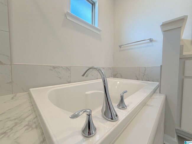 Building Photo - 14707 Mountain Strm Dr