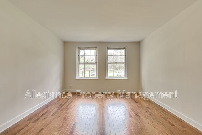Building Photo - 4271 35th St S