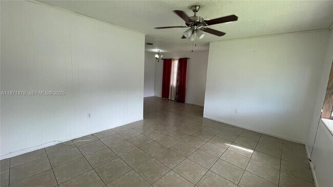 Building Photo - 301 N 67th Ave