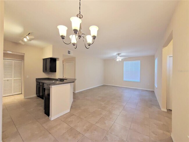 Building Photo - 6029 Westgate Dr