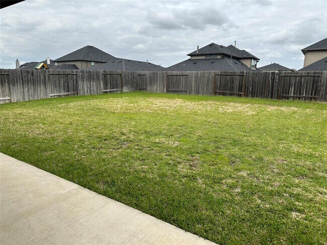 Building Photo - 3535 Gore Creek Dr