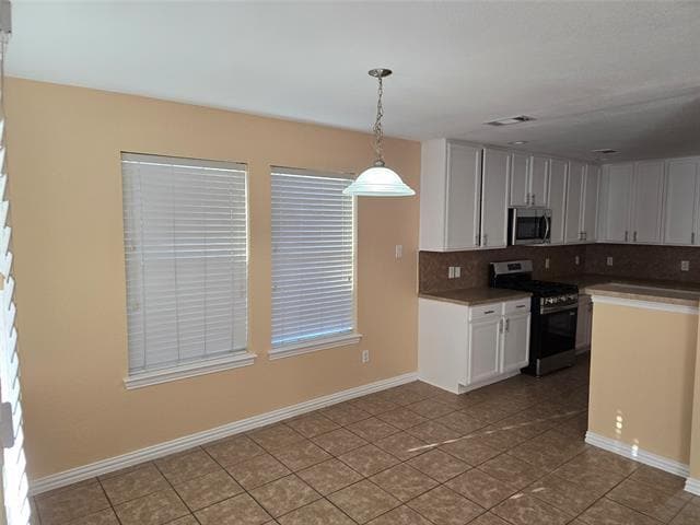 Building Photo - 224 Bluefinch Dr