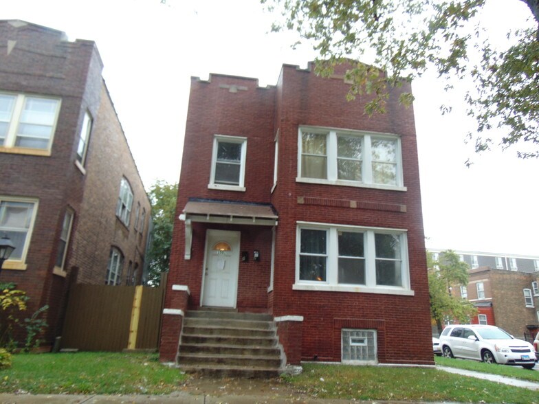 Building Photo - 1501 E 74th Pl