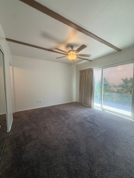 Building Photo - 39905 Estates Rd