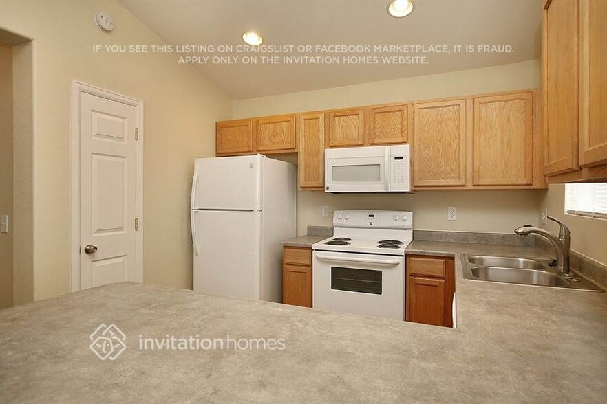 Building Photo - 7787 Barn Owl Dr