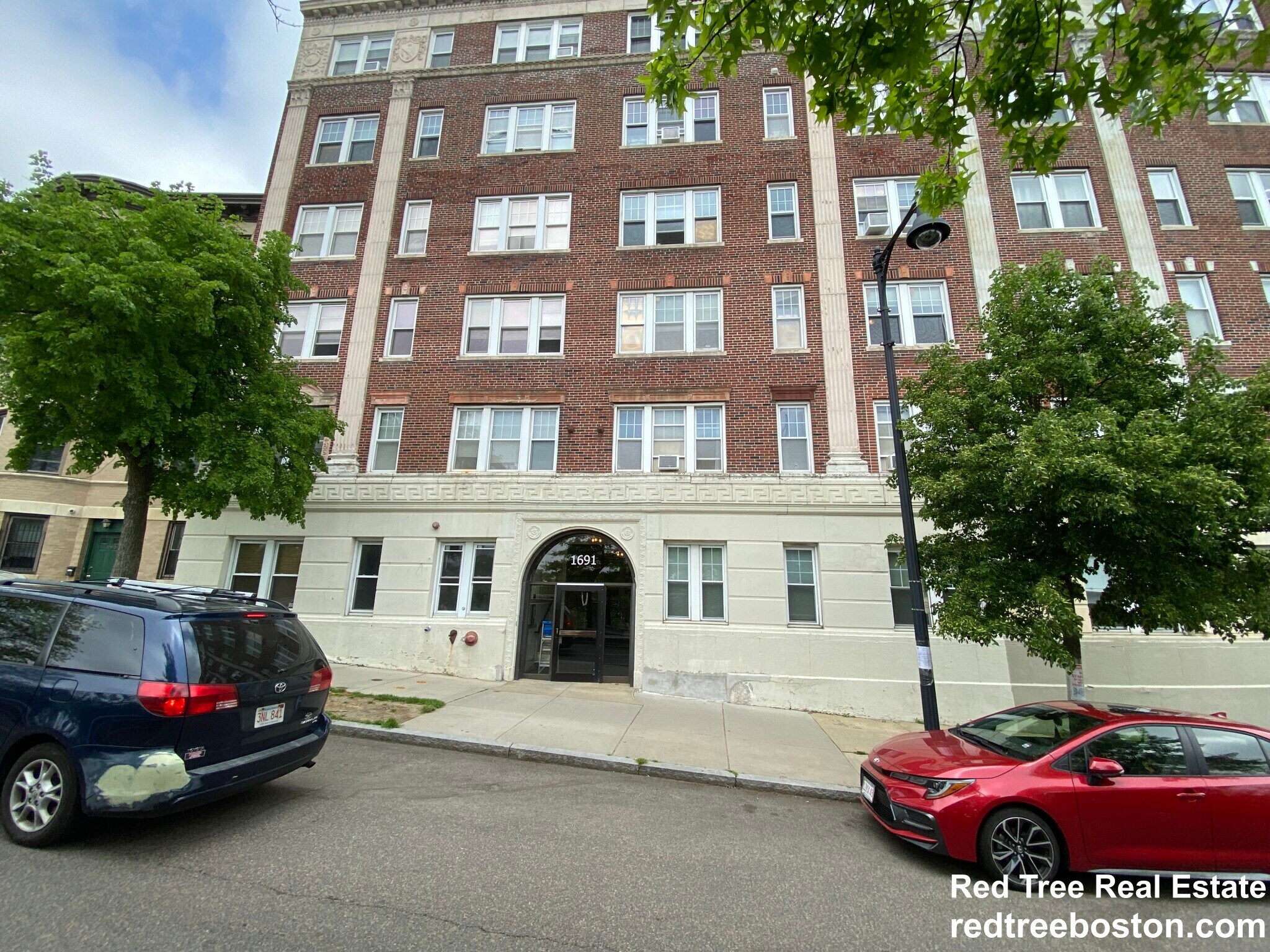 Building Photo - 1691 Commonwealth Ave