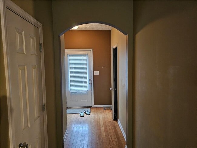 Building Photo - 2160 Hawks Bluff Trail NW