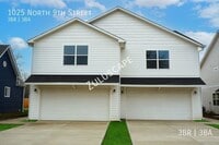 Building Photo - 1025 N 9th St