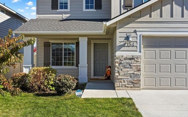 Building Photo - Beautiful Home near Meridian High School