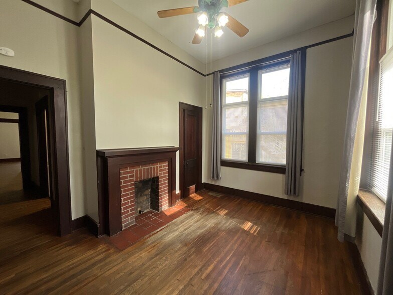 Building Photo - 396 N Highland Ave