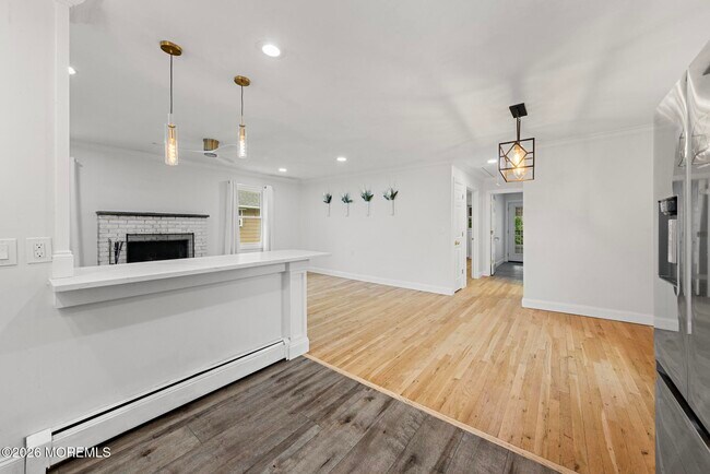 Building Photo - 2264 Hovsons Blvd