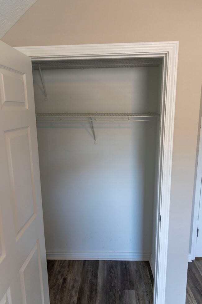 Building Photo - 10504 Pebblestone Cir