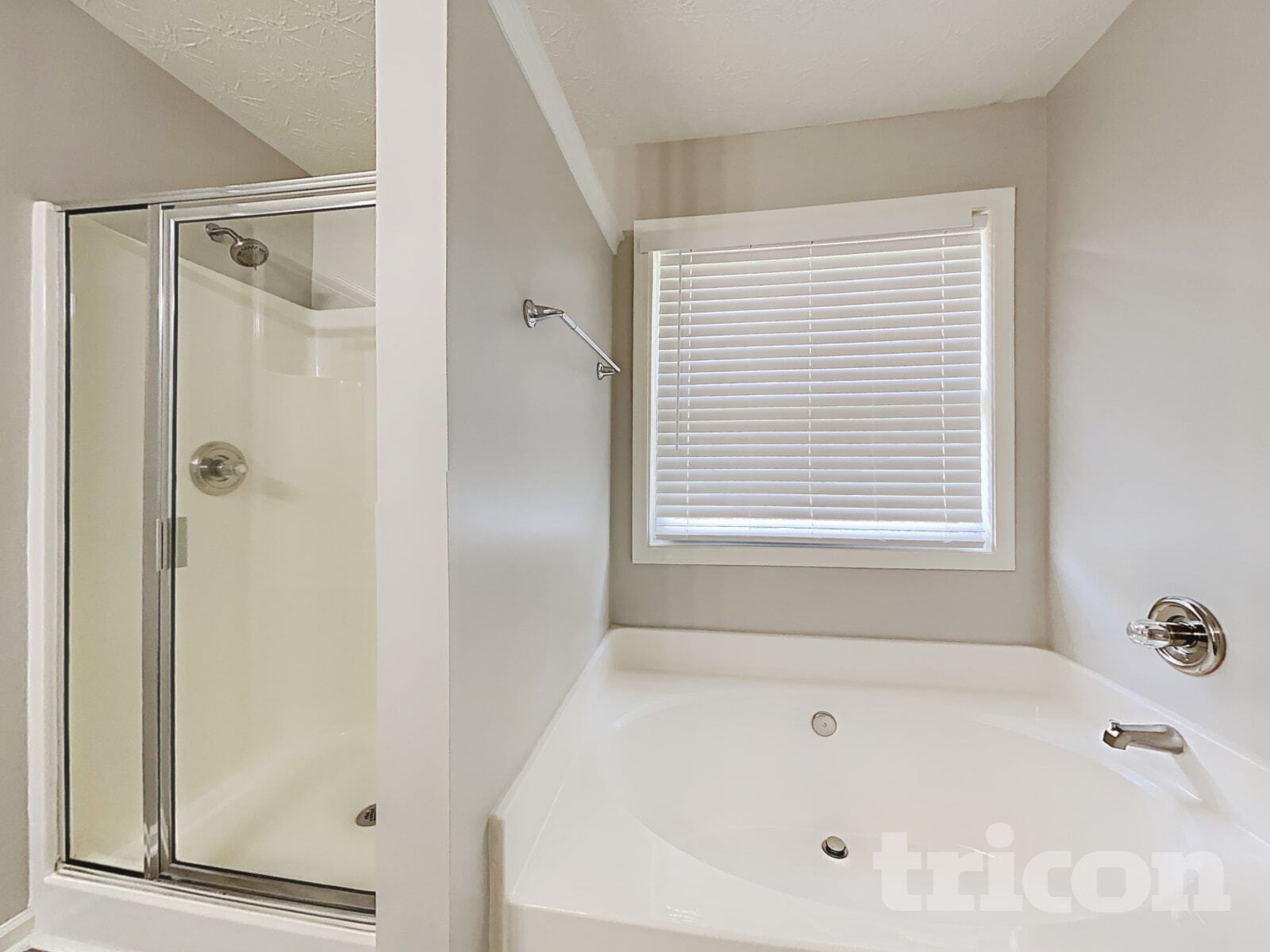 Building Photo - 104 Lantana Trail