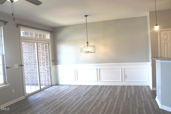 Building Photo - 318 Longchamp Ln