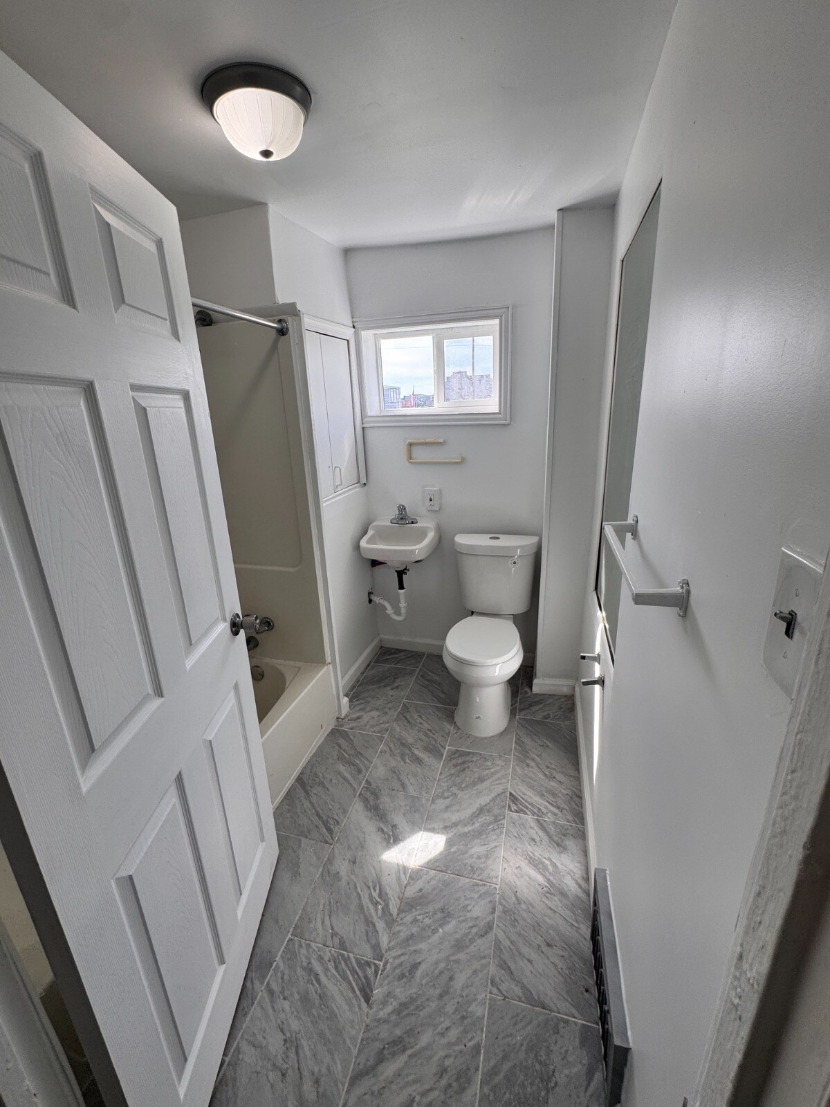 Building Photo - 1716 N 6th St