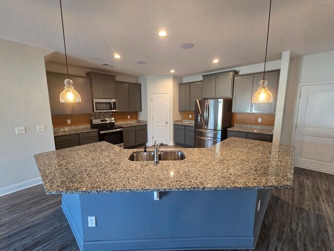 Building Photo - Beautiful home in popular Heritage Bay - F...