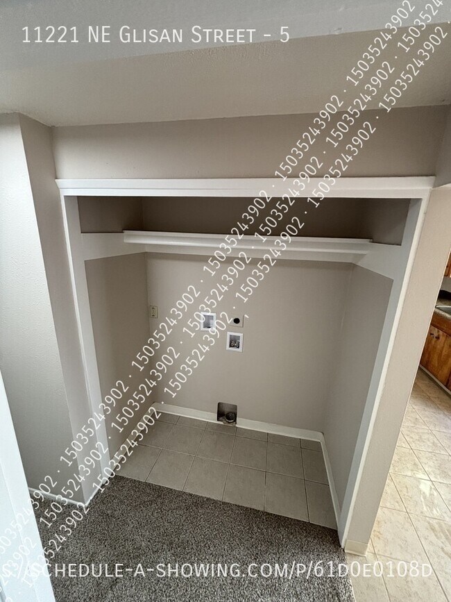 Building Photo - 11221 NE Glisan St